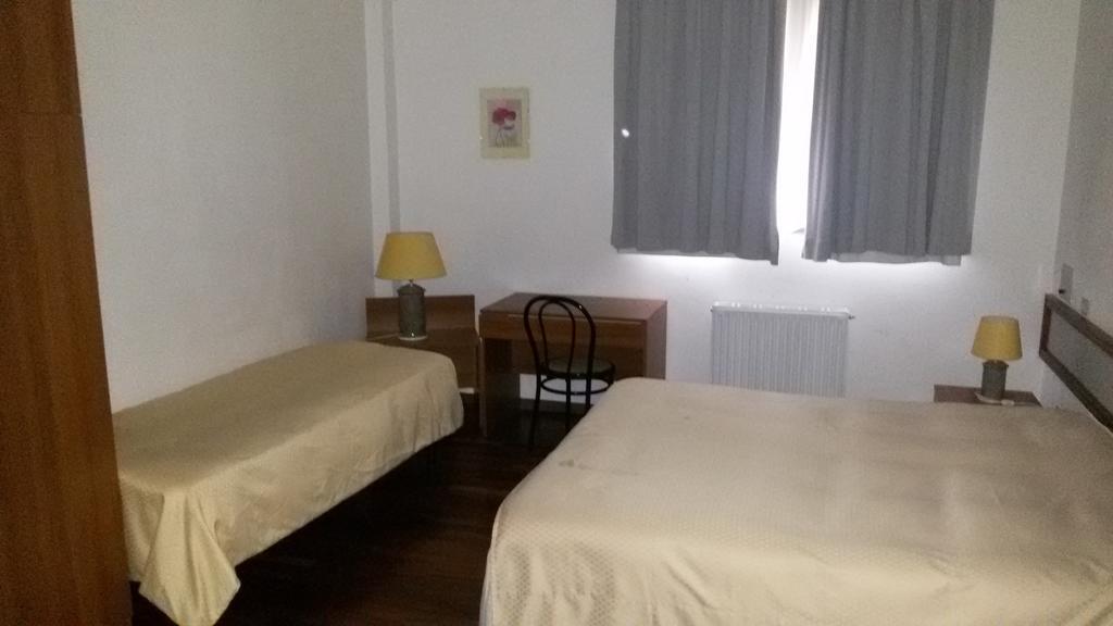 Hotel Cristallo Assergi Phòng bức ảnh