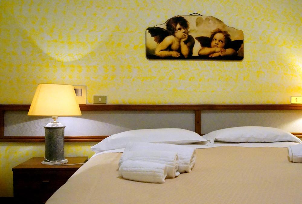 Hotel Cristallo Assergi Ngoại thất bức ảnh