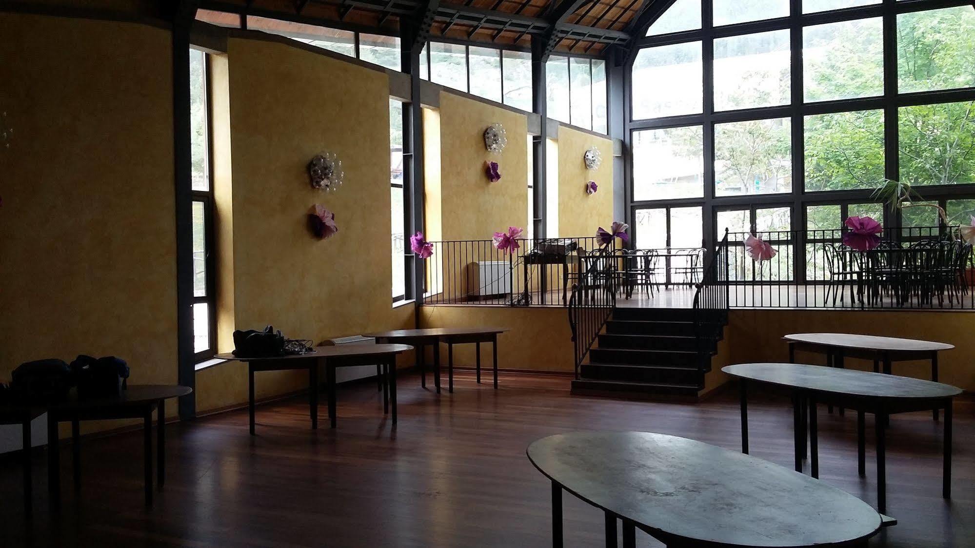 Hotel Cristallo Assergi Ngoại thất bức ảnh